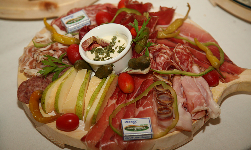 montagna-spaccata-menu-distinti-salumi